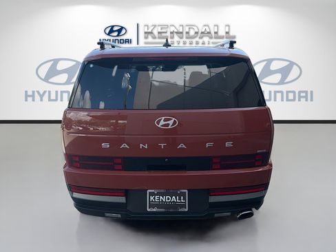 Used 2025 Hyundai Santa Fe Limited AWD/4WD image 5