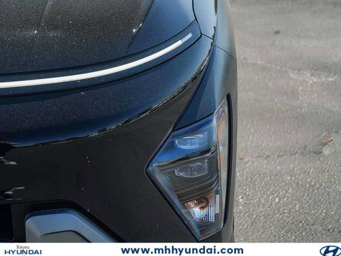 New 2026 Hyundai Kona SEL Premium FWD image 8