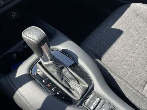 Used 2024 Honda HR-V LX image 32