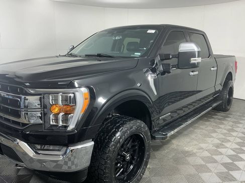 Used 2021 Ford F150 Lariat w/ Max Trailer Tow Package AWD/4WD image 4