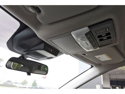 Used 2023 Nissan Rogue SV w/ SV Premium B Package image 25