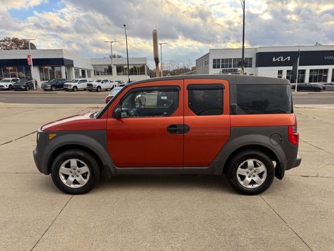 Used 2004 Honda Element EX image 13