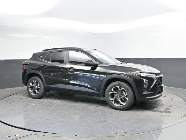 Used 2024 Chevrolet Trax LT FWD image 4