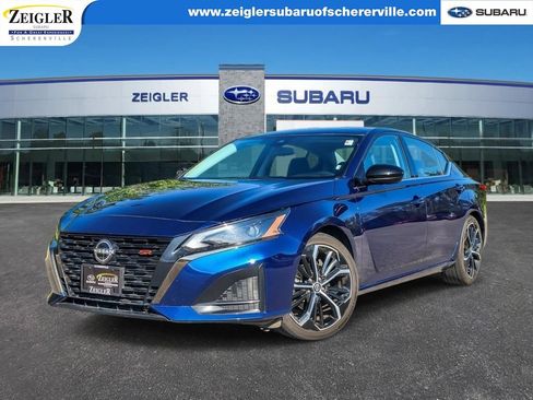 Used 2024 Nissan Altima 2.5 SR FWD image 1