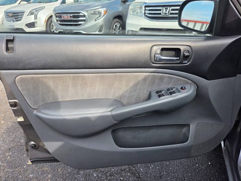 Used 2004 Honda Civic LX image 12
