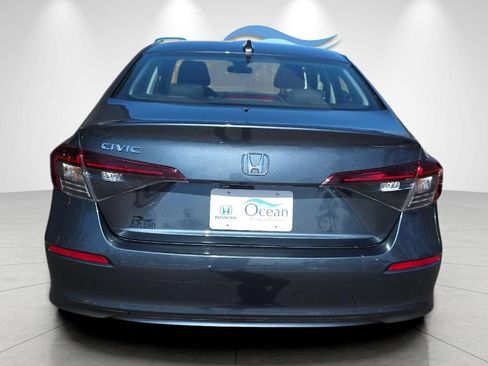 Used 2025 Honda Civic LX image 4