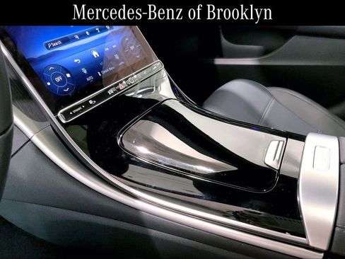 Certified 2025 Mercedes-Benz C 300 4MATIC Sedan image 16