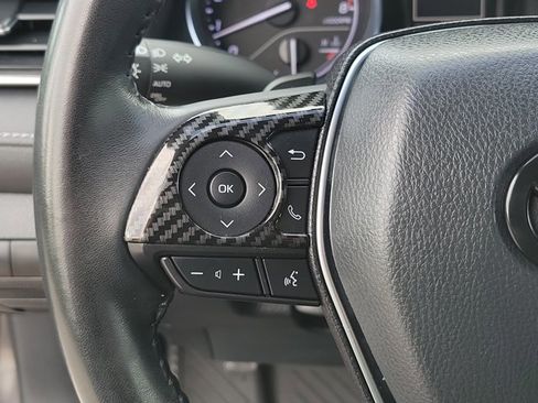 Used 2020 Toyota Camry SE FWD image 24