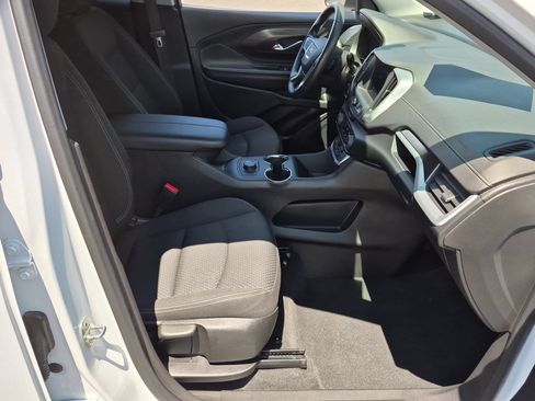 Certified 2023 GMC Terrain SLE FWD image 26