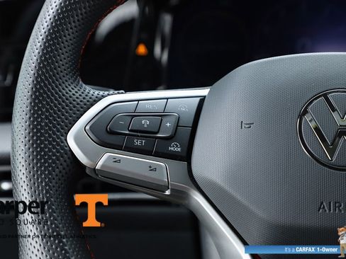 Used 2025 Volkswagen GTI SE w/ SE Leather Seating Package FWD image 21
