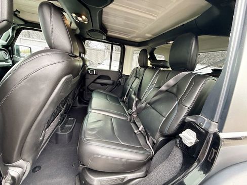 Used 2023 Jeep Wrangler Unlimited Rubicon 4xe w/ Steel Bumper Group image 27