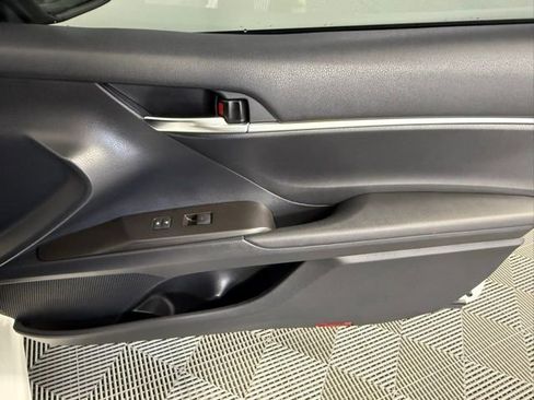 Used 2022 Toyota Camry SE image 47