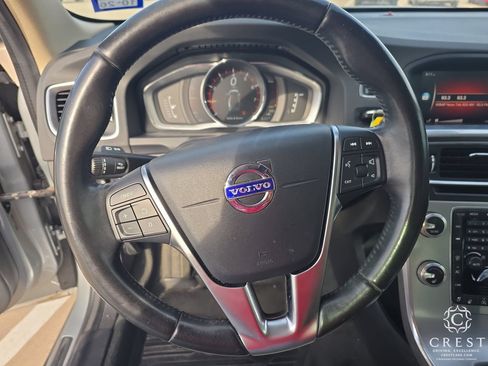 Used 2018 Volvo S60 T5 Dynamic w/ Vision Package FWD image 14