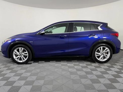 Used 2017 INFINITI QX30 FWD image 13
