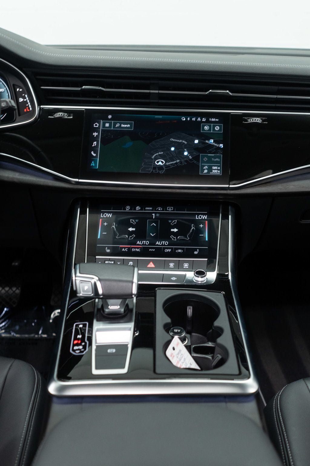 Used 2023 Audi Q8 Premium w/ Convenience Package AWD/4WD image 25