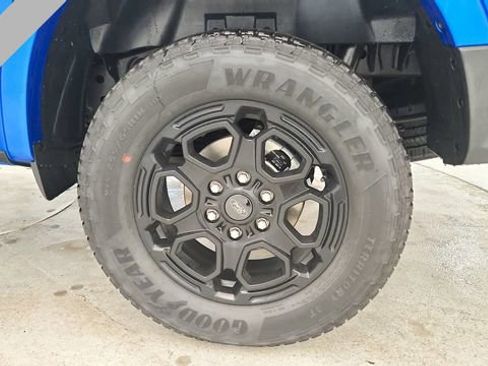 New 2025 Ford Ranger XLT w/ Black Appearance Package AWD/4WD image 9