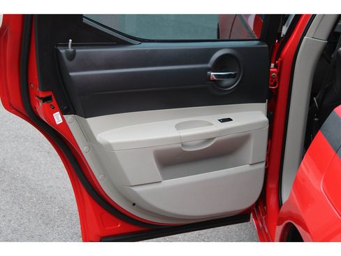Used 2006 Dodge Charger R/T RWD image 11