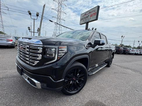 Used 2023 GMC Sierra 1500 Denali w/ Denali Reserve Package AWD/4WD image 16