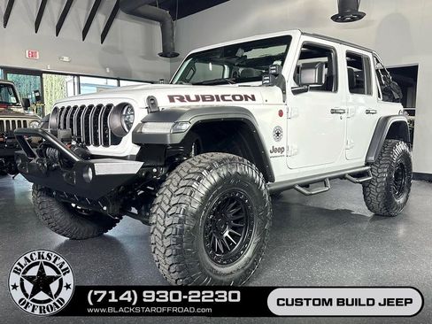 Used 2024 Jeep Wrangler Unlimited Rubicon w/ Convenience Group AWD/4WD image 16