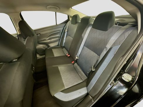Used 2025 Nissan Versa SV FWD image 28