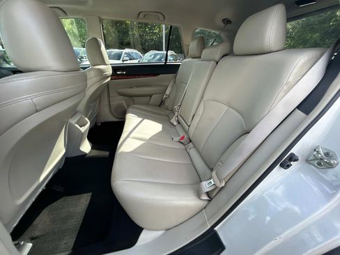 Used 2011 Subaru Outback 3.6R Limited w/ PWR Moonroof Pkg image 13