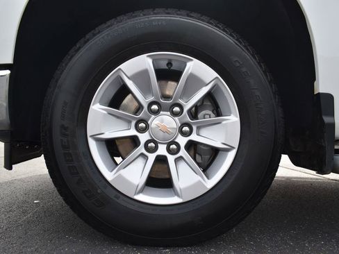 Used 2025 Chevrolet Silverado 1500 W/T image 13