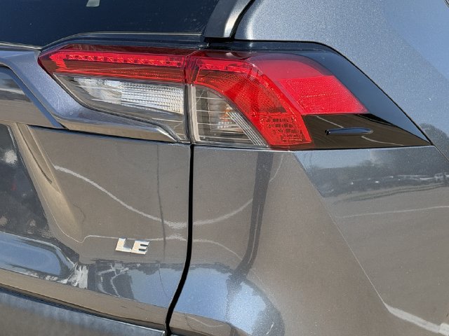 Used 2019 Toyota RAV4 LE w/ All Weather Liner Package FWD image 7