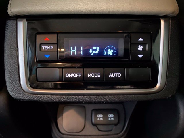 Used 2020 Subaru Ascent Premium w/ Convenience Package AWD/4WD image 13