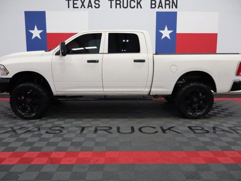Used 2018 RAM 2500 Laramie AWD/4WD image 1