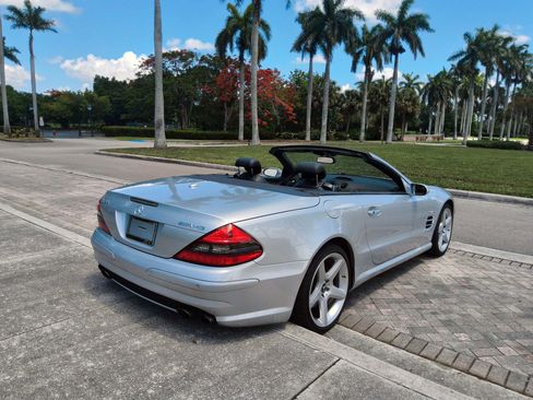 Used 2007 Mercedes-Benz SL 55 AMG image 18