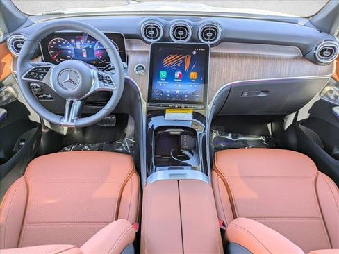 New 2026 Mercedes-Benz GLC 300 image 16