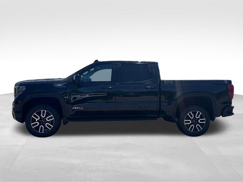 Used 2025 GMC Sierra 1500 AT4 w/ AT4 Premium Package AWD/4WD image 13