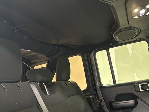 Used 2020 Jeep Wrangler Unlimited Sport S image 34