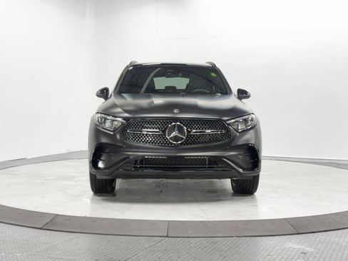 Used 2025 Mercedes-Benz GLC 350e GLC 350e image 2
