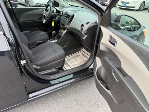 Used 2015 Chevrolet Sonic LT FWD image 12