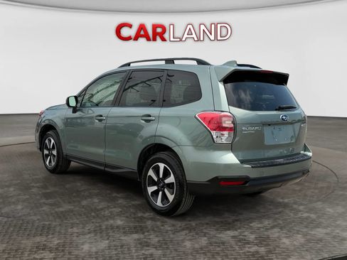 Used 2018 Subaru Forester 2.5i Premium AWD/4WD image 4