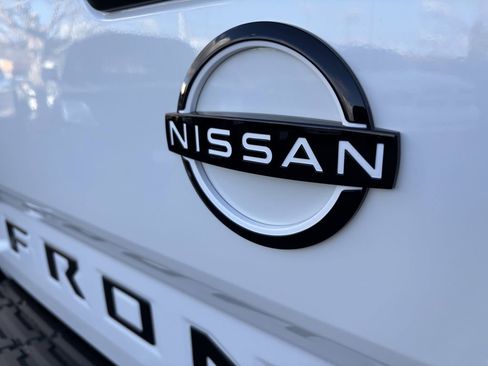 New 2026 Nissan Frontier SV w/ SV Convenience Package AWD/4WD image 10