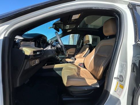 Used 2021 Lincoln Corsair Reserve w/ Equipment Group 201A image 7