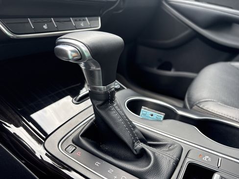 Used 2019 Kia Sorento EX image 32