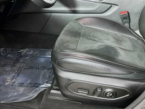 Certified 2024 Jeep Grand Cherokee Altitude image 30