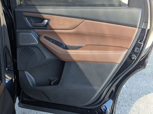 Certified 2025 Acura MDX SH-AWD w/ Advance Package image 26