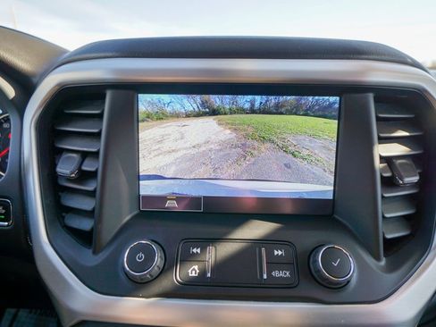 Used 2023 GMC Acadia SLT w/ Elevation Edition image 24