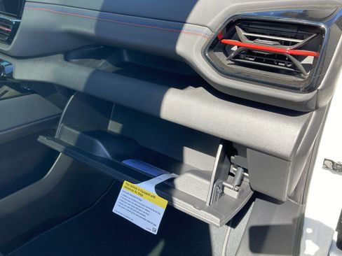 New 2025 Chevrolet Silverado EV RST image 34