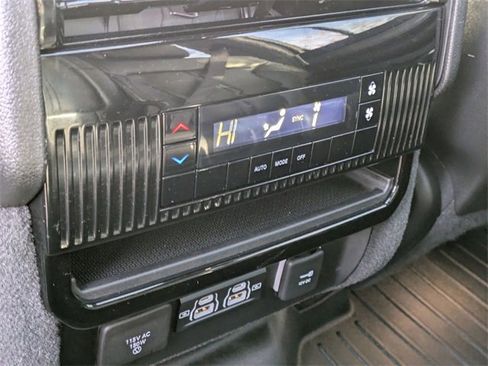 Used 2022 Jeep Wagoneer Series I image 25