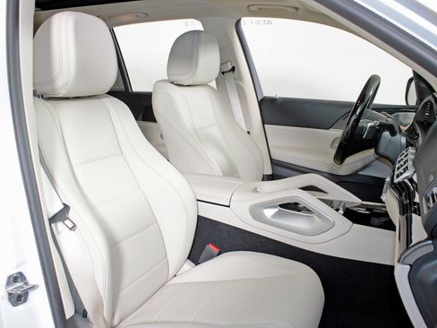 Used 2025 Mercedes-Benz GLE 350 4MATIC image 35