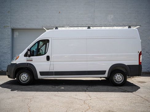 Used 2018 RAM ProMaster 2500 w/ Mopar Trailer Tow Group image 9