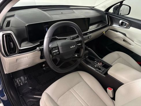 New 2026 Kia Sorento S FWD image 17