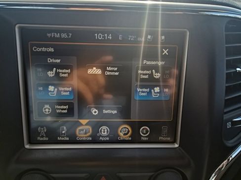 Used 2015 Jeep Grand Cherokee Overland AWD/4WD image 27