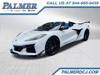 Used 2024 Chevrolet Corvette Z06 w/ Z07 Performance Package RWD video 1