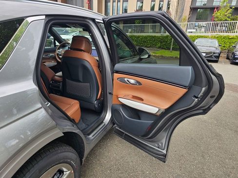 New 2026 Genesis GV70 2.5T Advanced image 26